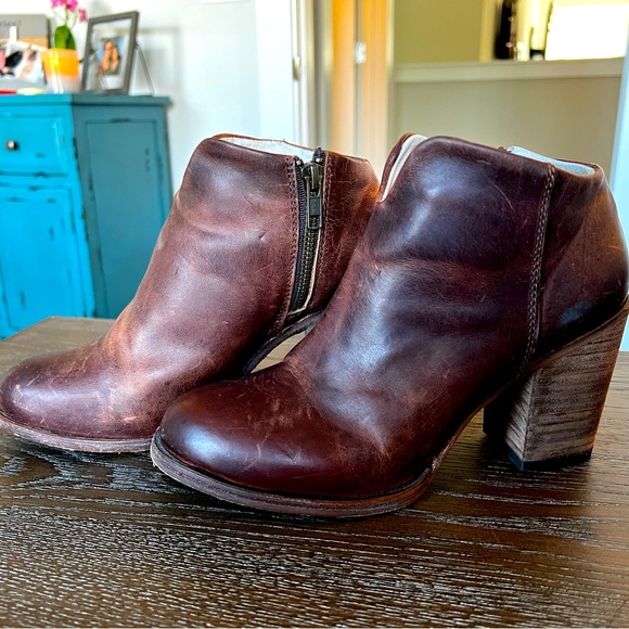 Freebird by Steven Darius Booties Size 7 Cognac - Picture 2 of 5